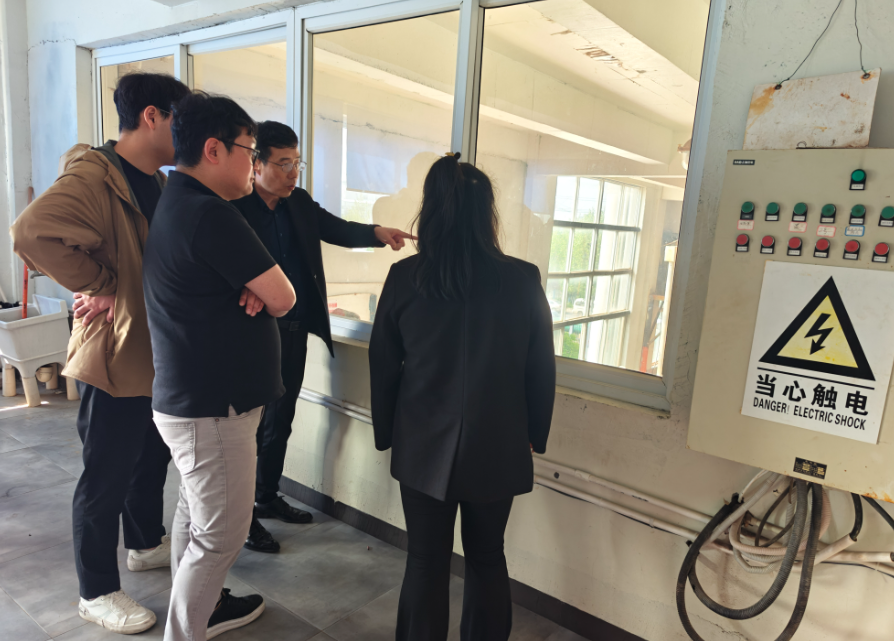 五載同行電子行業(yè)巨頭再訪(fǎng)湖南江海，深化氯化銨戰(zhàn)略合作